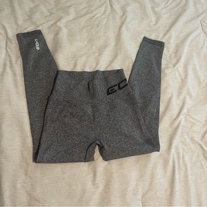 ECHT Grey Arise Srunch Leggings